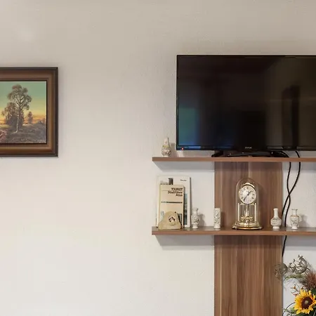 Apartman Peaceful In With Private Terrace *